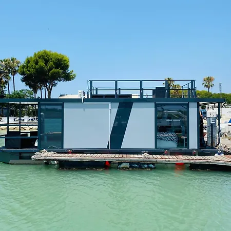 Botel Houseboat Cadiz El Puerto - Casa Flotante